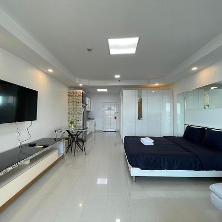 View Talay 6 By Pat 42 Apartment Pattaya Luaran gambar
