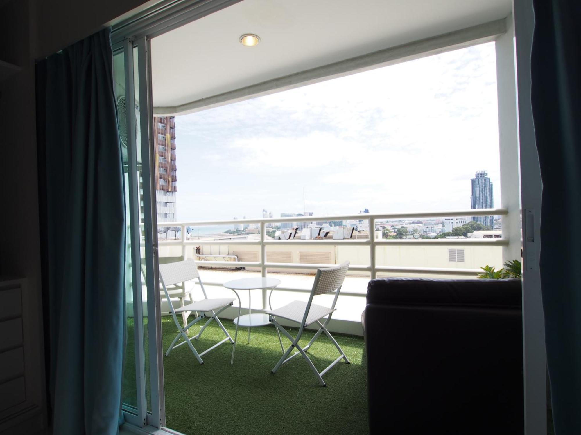 View Talay 6 By Pat 42 Apartment Pattaya Luaran gambar