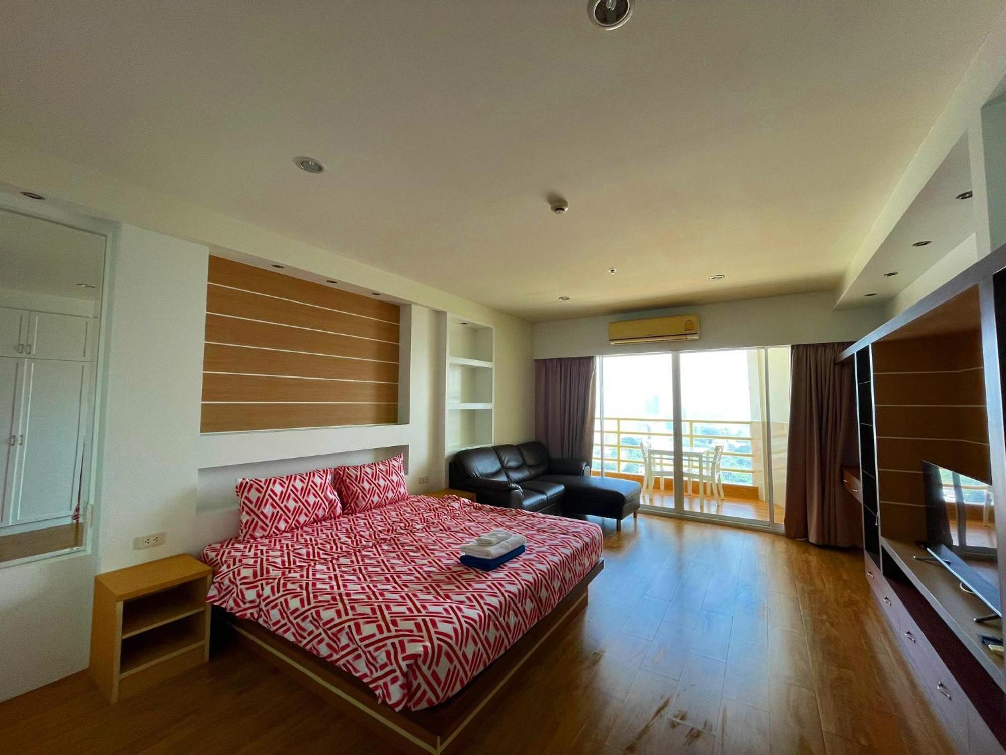 View Talay 6 By Pat 42 Apartment Pattaya Luaran gambar