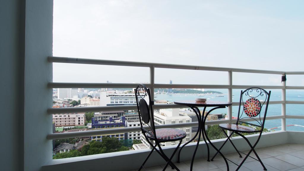 View Talay 6 By Pat 42 Apartment Pattaya Luaran gambar