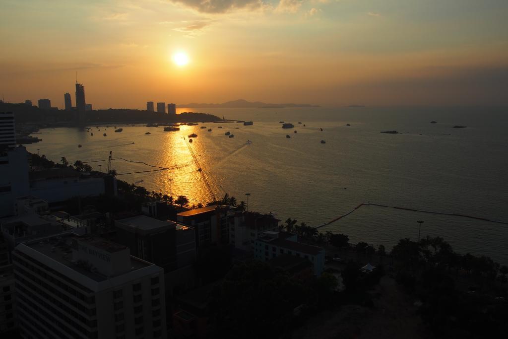 View Talay 6 By Pat 42 Apartment Pattaya Luaran gambar